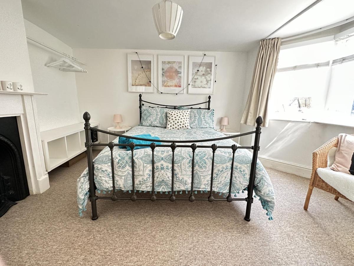 Amazing Apartment, Private Garden, Off Street Parking Apartment Brighton